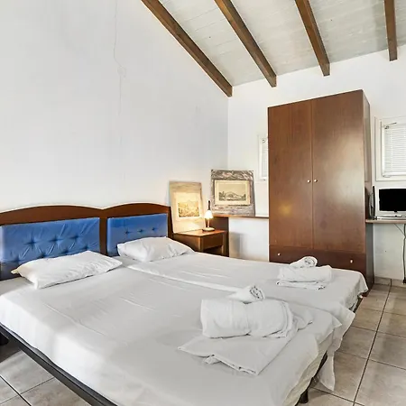 Mezoneta 4 Apartment Nydri (Lefkada)